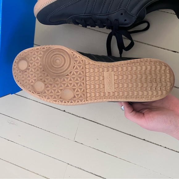 Adidas Originals Black Samba OG Sneakers - Picture 3 of 7